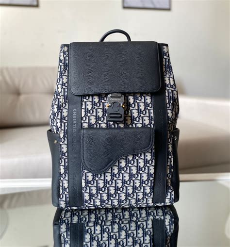 mochilas dior